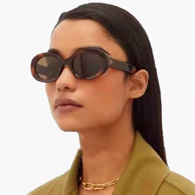 Street Fashion Photo - نظارات شمسية عصرية متعددة الاستخدامات بإطار