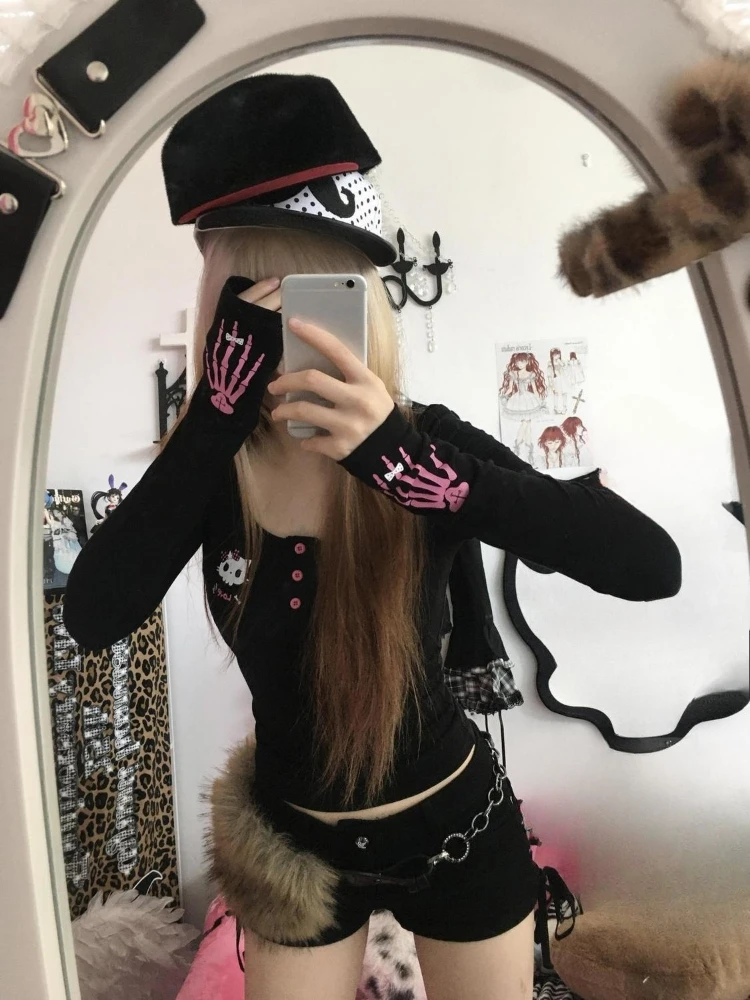 تي شيرت نسائي بطباعة كرتونية ب - مراجعة Fashion Streetwear وسعره