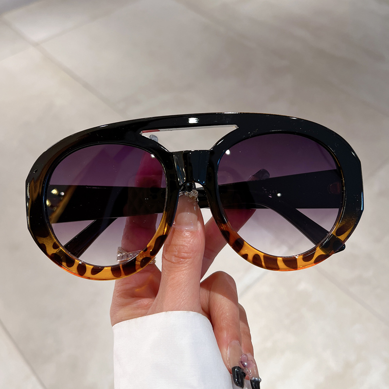 نظارات شمسية دائرية كبيرة الحج - مراجعة Street Fashion Glasses وسعره