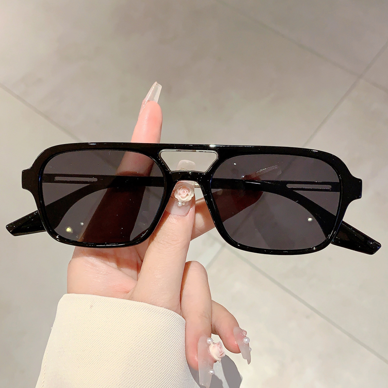 نظارات شمسية نسائية عصرية ذات  - مراجعة Street Fashion Glasses وسعره